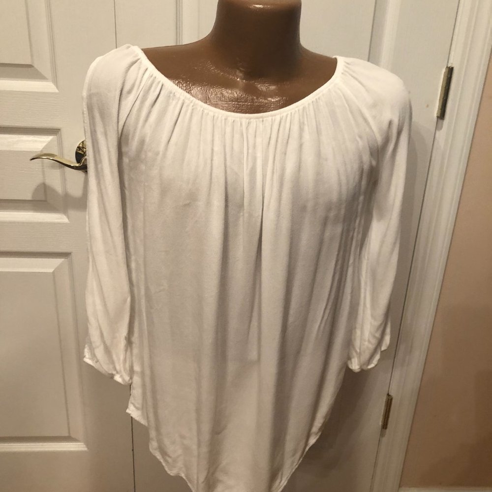 DON'T ASK WHY White Long Sleeve Pleasant like Blouse Open Sleeves One Size NWT